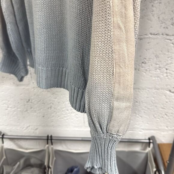 Vintage Havana - Sweater Cream and Blue Crew Neck Sweater Size Small - LIKE NEW - Picture 2 of 4